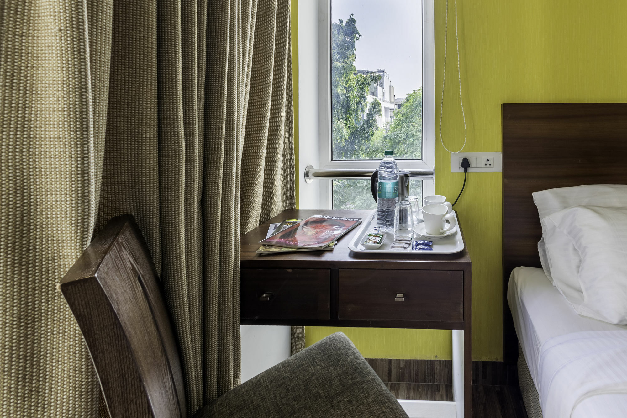 Treebo Trend J'S Five Two Boutique Hotel Chennai Exterior foto